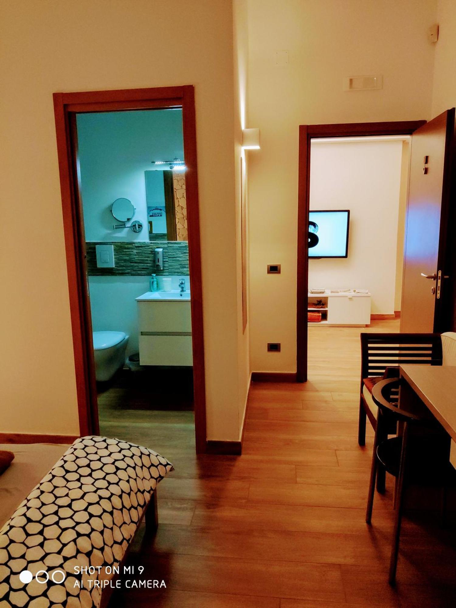 Apartamento tulipano rosso Bari Exterior foto